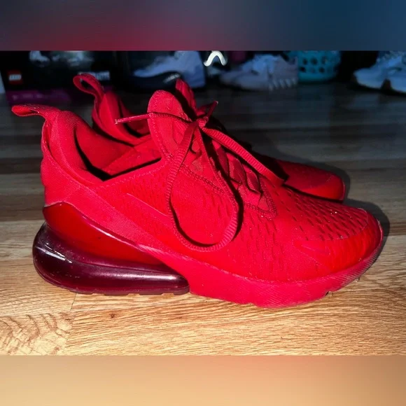 Nike Air Max 270 - Picture 2 of 5